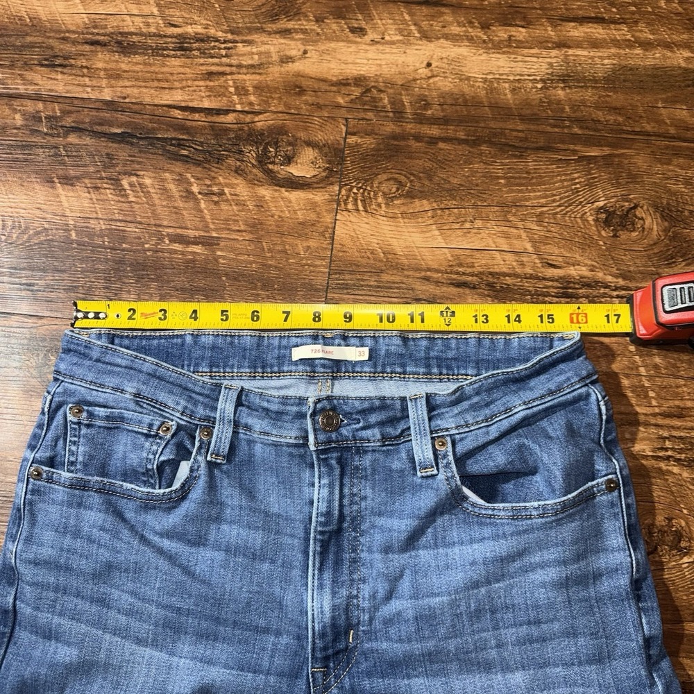 Levi's‎ 726 Flare Leg Blue Jeans Women's Size 33 - Picture 4 of 6